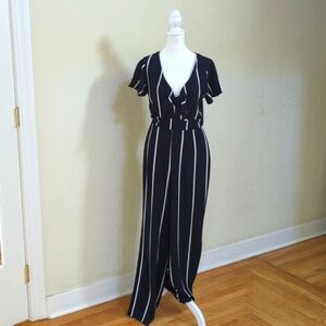 Crystal Sky Junior's Navy Striped V-Neck Tie Detail Jumpsuit Size 7